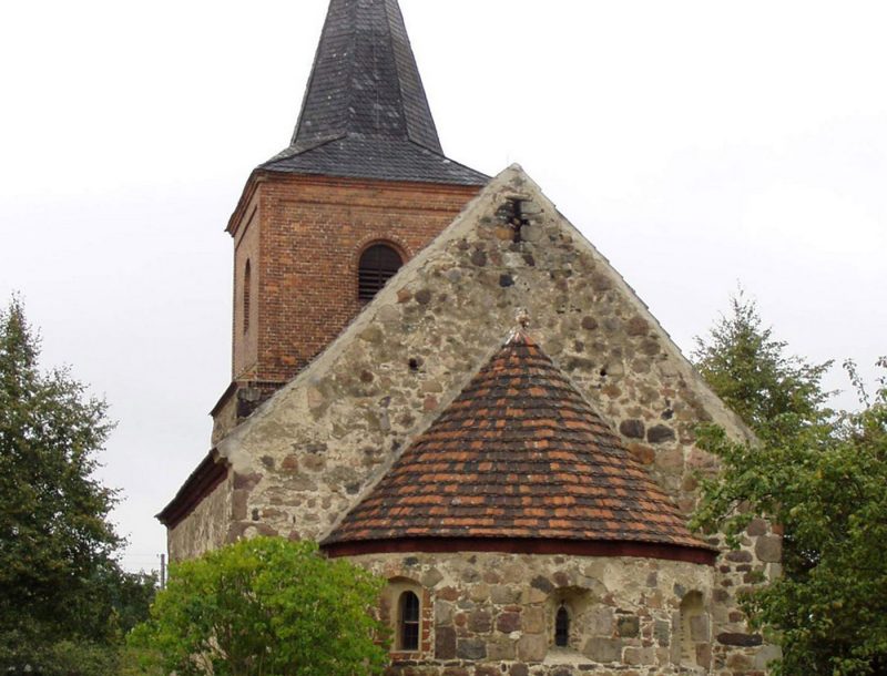 haseloff_dorfkirche_aussen900x1200_gunnar_staack